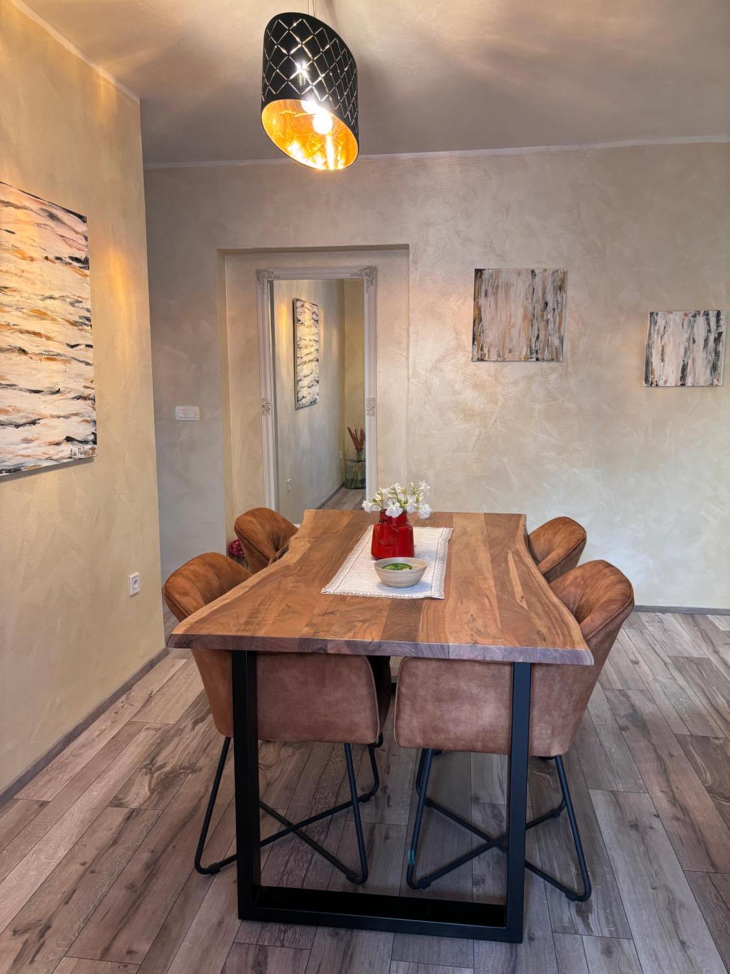 Apartmán Amor, Flat With Private Hot Tub, Breathtaking Views And Free Parking In A Garage, Bookable Year Round, Also Take A Look At Our Flat Coccolina